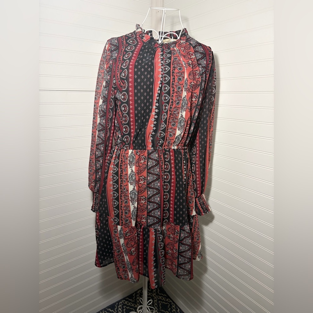 Boutique Long Sleeve Paisley Dress